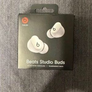 Wireless Beats Studio Buds